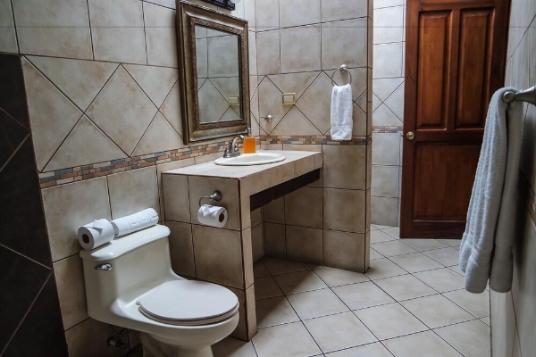 La Riviera Hotel B&B (San Antonio)